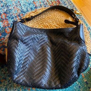 Le Tanneur Vicky hobo shoulder bag in black plaited leather